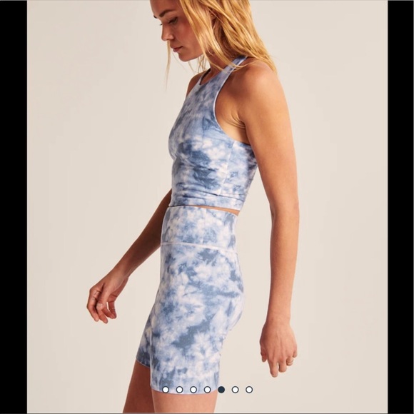 Abercrombie Wash Effect Cross Back Cropped Tank NWT - Picture 4 of 12